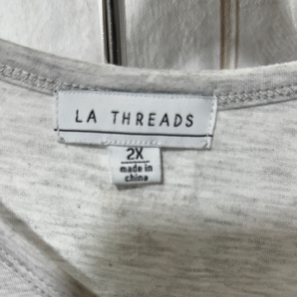 La Threads Women's Floral Flag Top - Gray - Picture 2 of 5